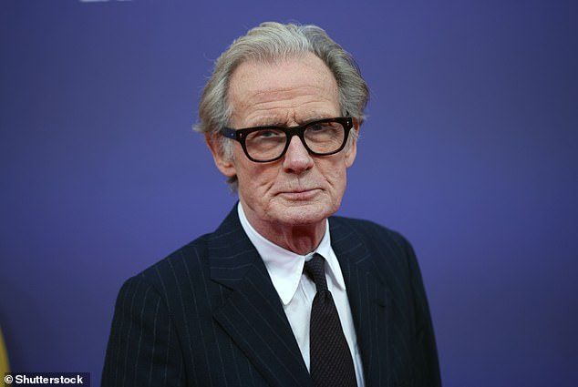 وتأتي هذه الأخبار بعد أن وافق نجم Love فعلا على التعبير عن شخصية في سلسلة هاري بوتر الصوتية الجديدة