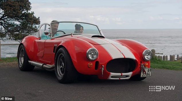 بمجرد وصولهما إلى المدينة الأم، تمت معاملة جانيت وصني بمجموعة متنوعة من التجارب الفاخرة من قبل البكالوريوس. في الصورة: باري 