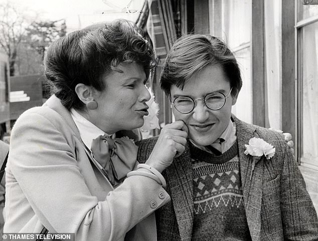 قال مصدر لصحيفة The Sun: 