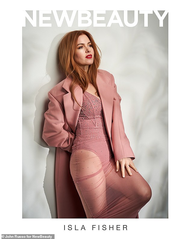 وأضاف إيسلا، بالانتقال إلى نظرة أكثر رقيًا: 