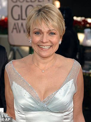 تم تصوير هيلين في حفل توزيع جوائز جولدن جلوب السنوي التاسع والخمسين في بيفرلي هيلز عام 2002