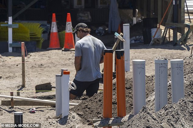 تعمل Merivale الآن على تحويل مساحة التجزئة البالغة 1700 متر مربع إلى مركز ضيافة صاخب