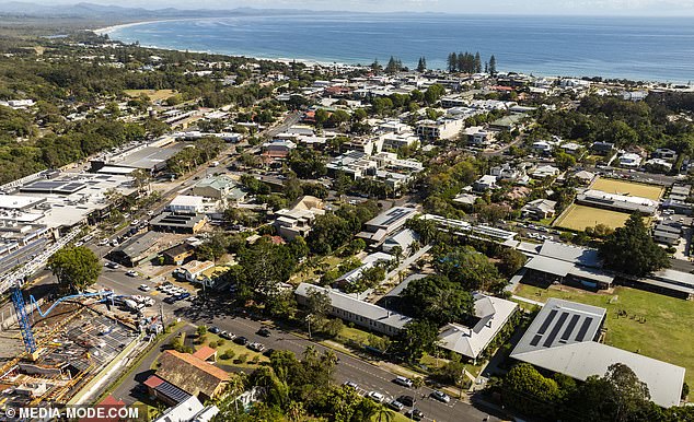 يصر التطبيق على أن التطوير 