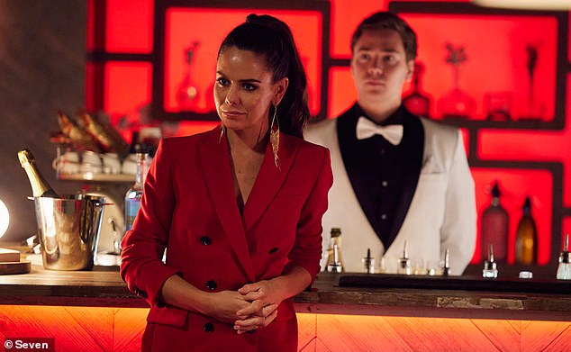 وقالت إن إدانة بليدجر في سبتمبر/أيلول جاءت بمثابة صدمة كبيرة للممثلين، الذين لم يعد الكثير منهم على اتصال بالممثل السابق الذي ترك المسلسل في عام 2019. في الصورة: إميلي في العرض