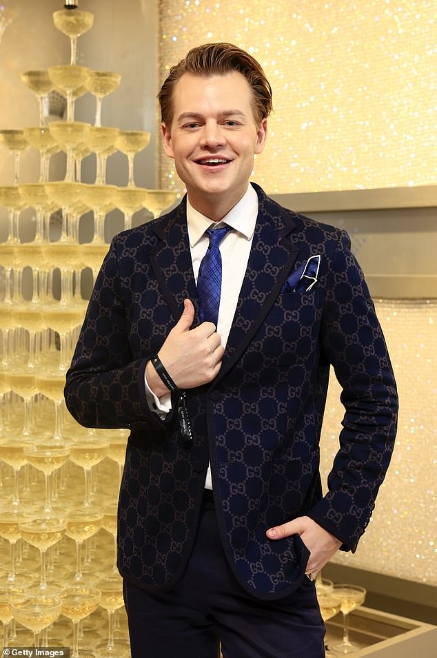 مع قيام نجوم الصناعة مثل كريج بروس بالتحوط في رهاناتهم على أن جويل لديه القدرة على تغيير الأمور، وهو ما يعني أنه لن يعطل وقت الإفطار في المستقبل