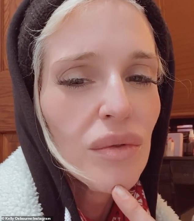 بعد مشاهدة حلقة ليلة الأربعاء، انتقلت كيلي إلى قصص Instagram قائلة: 