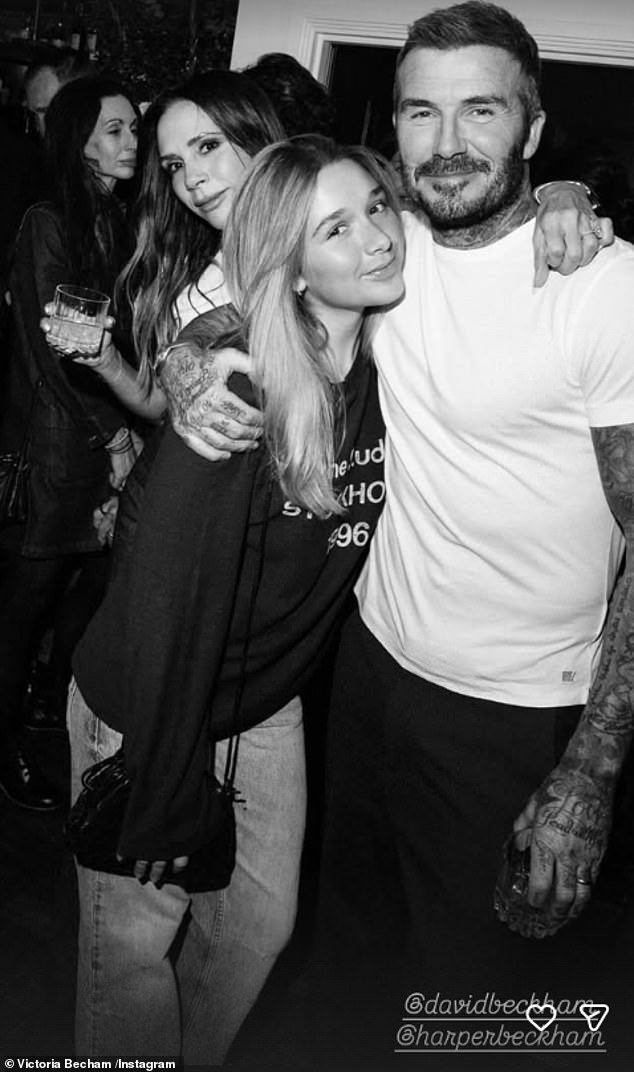 انخرط الابن الأكبر لديفيد وفيكتوريا بيكهام في نزاع عائلي وصل إلى ذروته في مايو بعد أن تجاهل هو وزوجته نيكولا بيلتز، 30 عامًا، احتفالات عيد ميلاد والده.