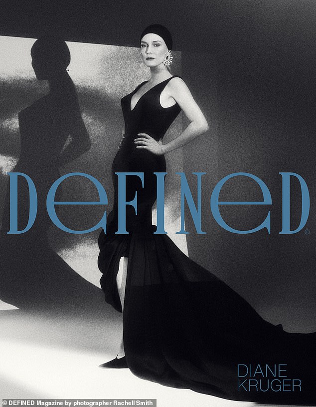 في حديثها لمجلة Defined Magazine، سُئلت النجمة الألمانية عن تجربتها مع النساء اللاتي يحكمن على بعضهن البعض