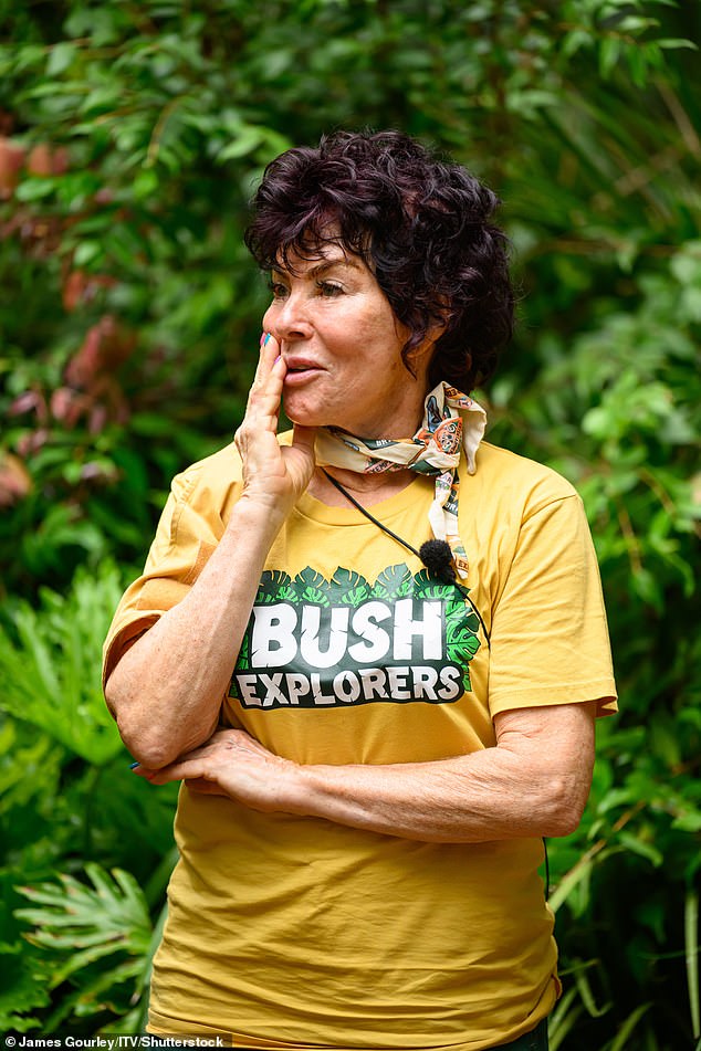 ومضت روبي (في الصورة) لتقول لها: 