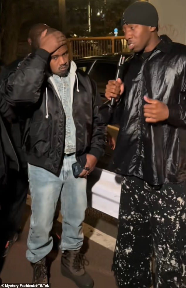 يُسأل بعد ذلك حبيب Amber Rose السابق عن اتجاه الموضة الذي يندم على المشاركة فيه. توقف ويست مؤقتًا ثم حدق في المسافة ثم هز رأسه وقال أخيرًا، 