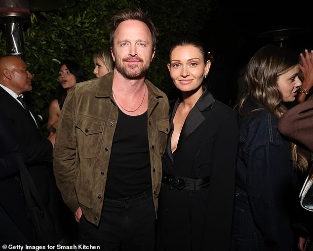 قال آرون بحماس شديد إن باريس 