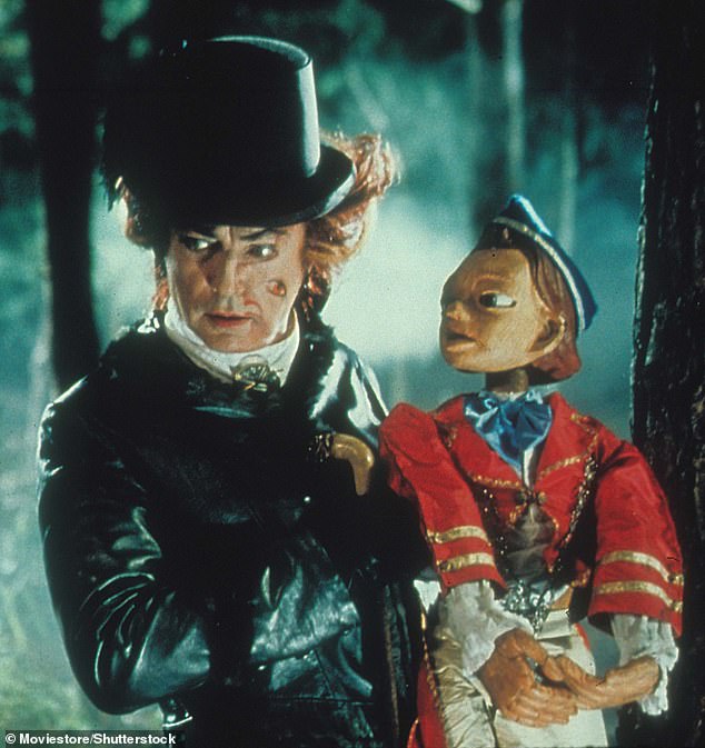 تم تصويره في عام 1999 في مغامرات بينوكيو الجديدة