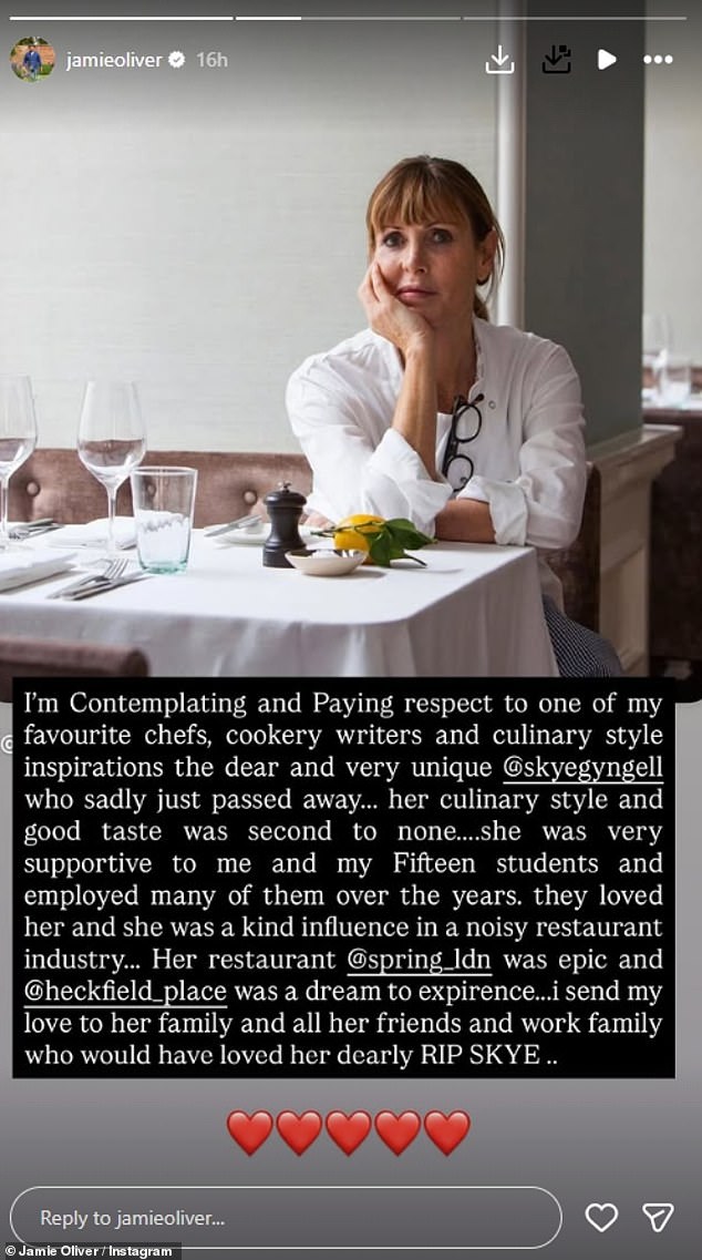 وتابع تكريمه في منشور قصة آخر