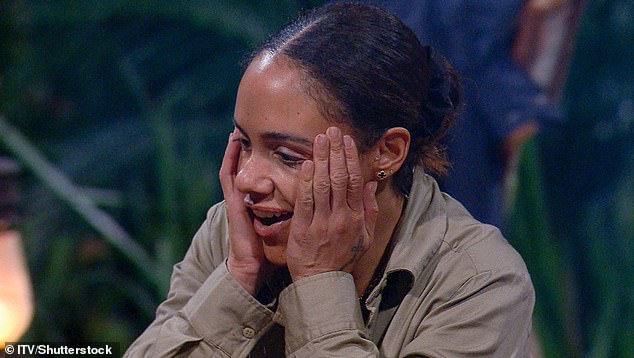 تمت معاقبة أليكس بسبب خداعها حيث تم أخذ نجمة واحدة من المخيم في ذلك المساء لتناول وجبتها