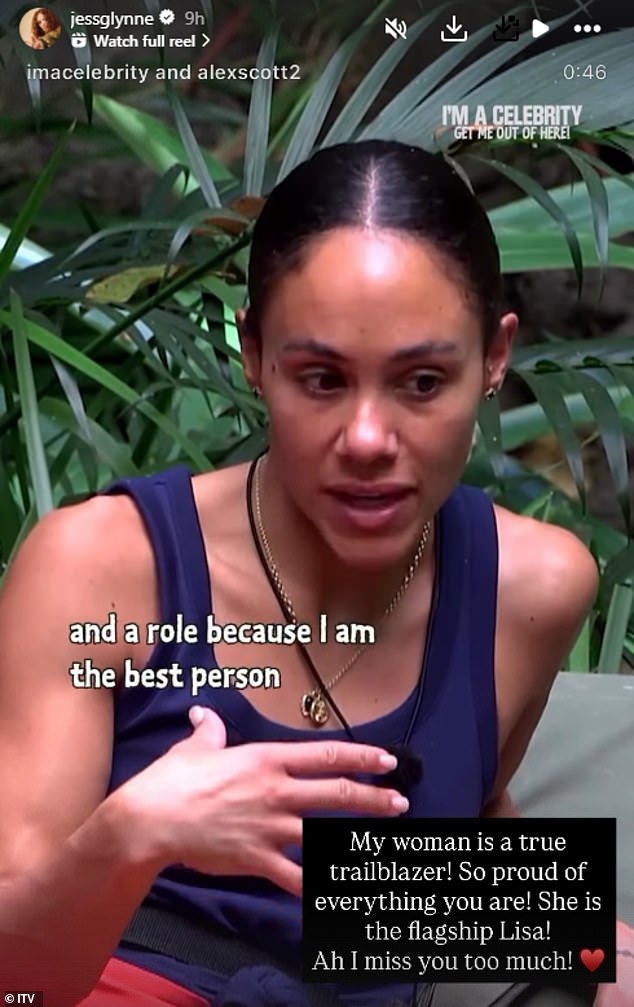 أعادت جيس مشاركة مقطع من الغابة الأسترالية بينما تحدثت أليكس إلى زملائها في المعسكر حول أهمية التنوع والتمثيل في صناعة الإعلام