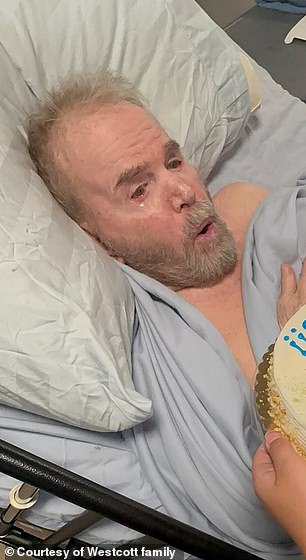 اشترى المغني البالغ من العمر 41 عامًا المنزل من كارل ويستكوت في عام 2020، لكن في غضون أيام حاول رجل الأعمال الذي أسس شركة 1-800-Flowers التراجع عن الصفقة.