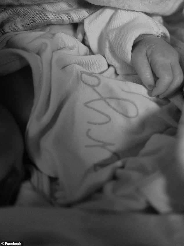 يحدث انفصال المشيمة عندما تنفصل المشيمة جزئيًا أو كليًا عن الجدار الداخلي للرحم قبل الولادة، وفقًا لمايو كلينك.