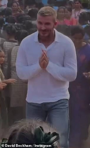 شارك لاعب كرة القدم السابق لمانشستر يونايتد وإنجلترا لاحقًا مقطع فيديو لزيارته التي استغرقت أربع ساعات مع متابعي Instagram