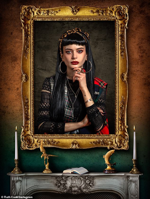 تغلبت روث كود على مأساة صحية دامت عامًا لتحصل على أكبر عرض على قناة بي بي سي حيث كشفت نجمة خونة المشاهير أنها بترت ساقها الثانية