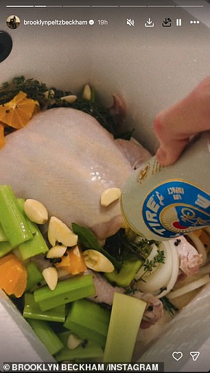 قامت شركة First Brooklyn بتتبيل عصفورين بالبيرة والبرتقال والخضروات قبل طهيها إلى حد الكمال