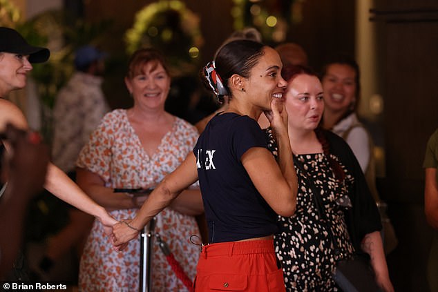 كانت Alex أول متسابقة يتم التصويت عليها لصالح 