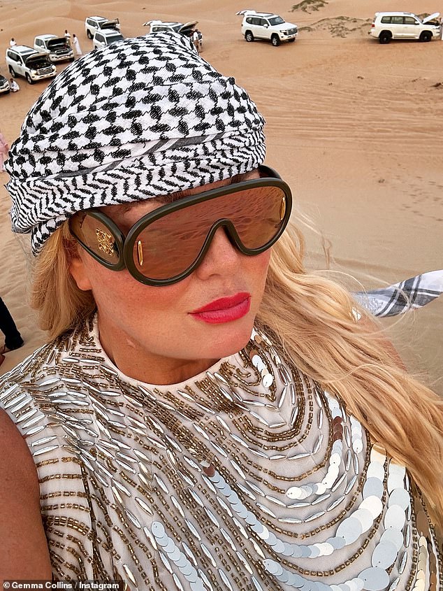 وقالت الشخصية التلفزيونية، البالغة من العمر 40 عامًا، إنها كانت تشتري منزلًا جديدًا في المنطقة بعد يوم دفع ضخم قدره 1.8 مليون جنيه إسترليني.