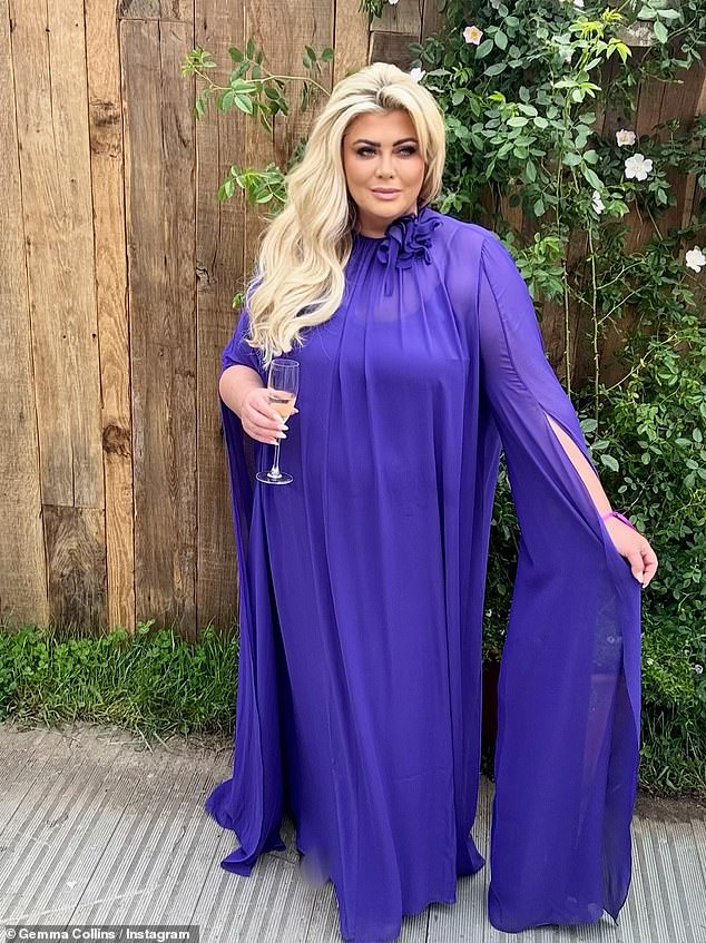 كشفت صحيفة ديلي ميل العام الماضي كيف تلقت جيما عدة تهديدات بالقتل من أشخاص 