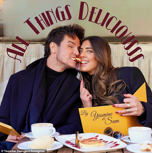 كما كانت ياسمين وسام بمثابة نهاية لعلاقة العمل بينهما بعد أن أطلق الزوجان البودكاست الخاص بهما All Things Delicious في فبراير من العام الماضي (في الصورة معًا)