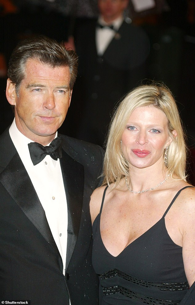 وقال في بيان أعلن فيه وفاة شارلوت: 