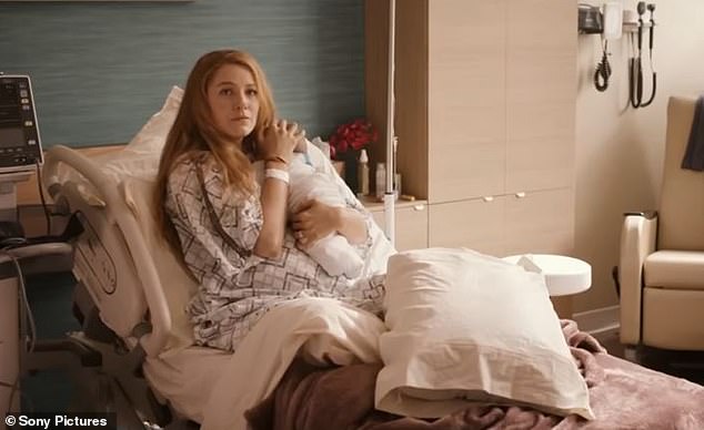 شخصية ليفلي ليلي بلوم تلد طفلة في الفيلم