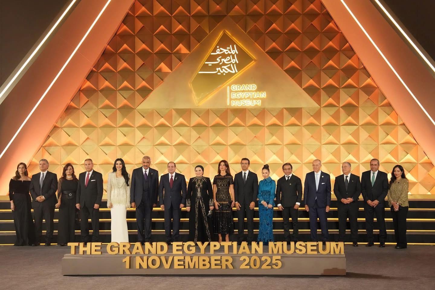 فجر جديد للعجائب القديمة: المتحف المصري الكبير يفتح أبوابه