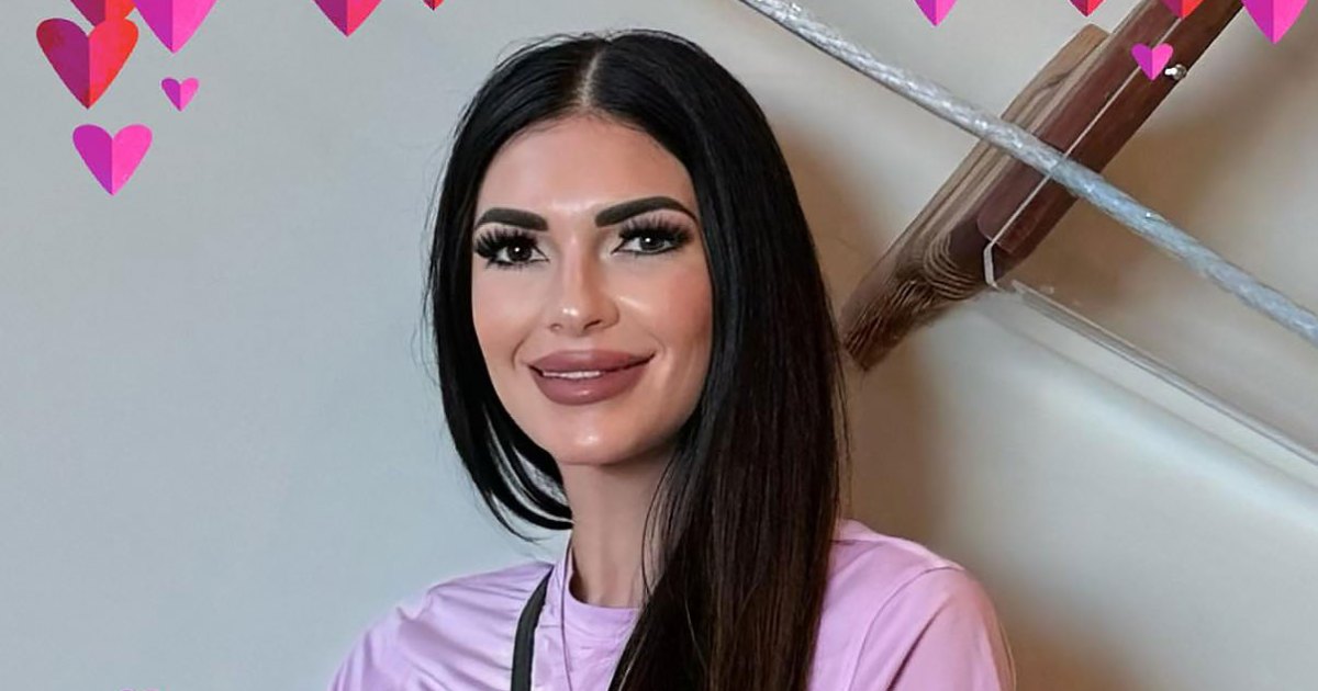 01 العثور على أمي أركنساس تشارتي بياليس وطفلين ميتين بعد يومين من جلسة استماع الطلاق