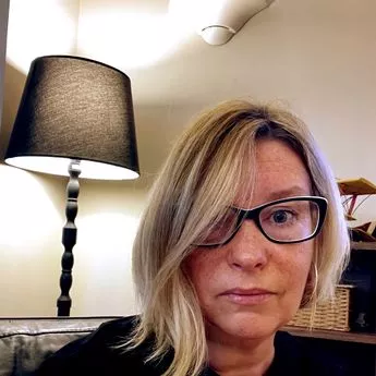 الصورة الرمزية للمؤلف