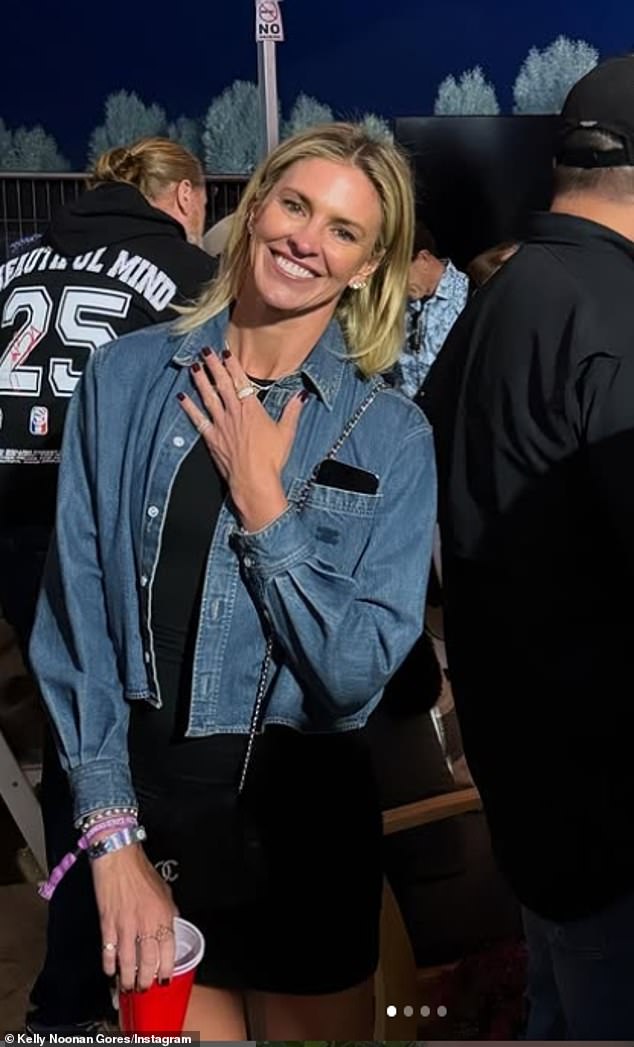 وقال مصدر لصحيفة ديلي ميل: 