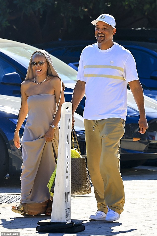 وفقًا لملفات المحكمة، يُزعم أن جادا اقترب من سلام مع مجموعة من سبعة أفراد في بهو أحد فنادق كالاباساس خلال تجمع خاص لعيد ميلاد ويل عام 2021، وأصبح 