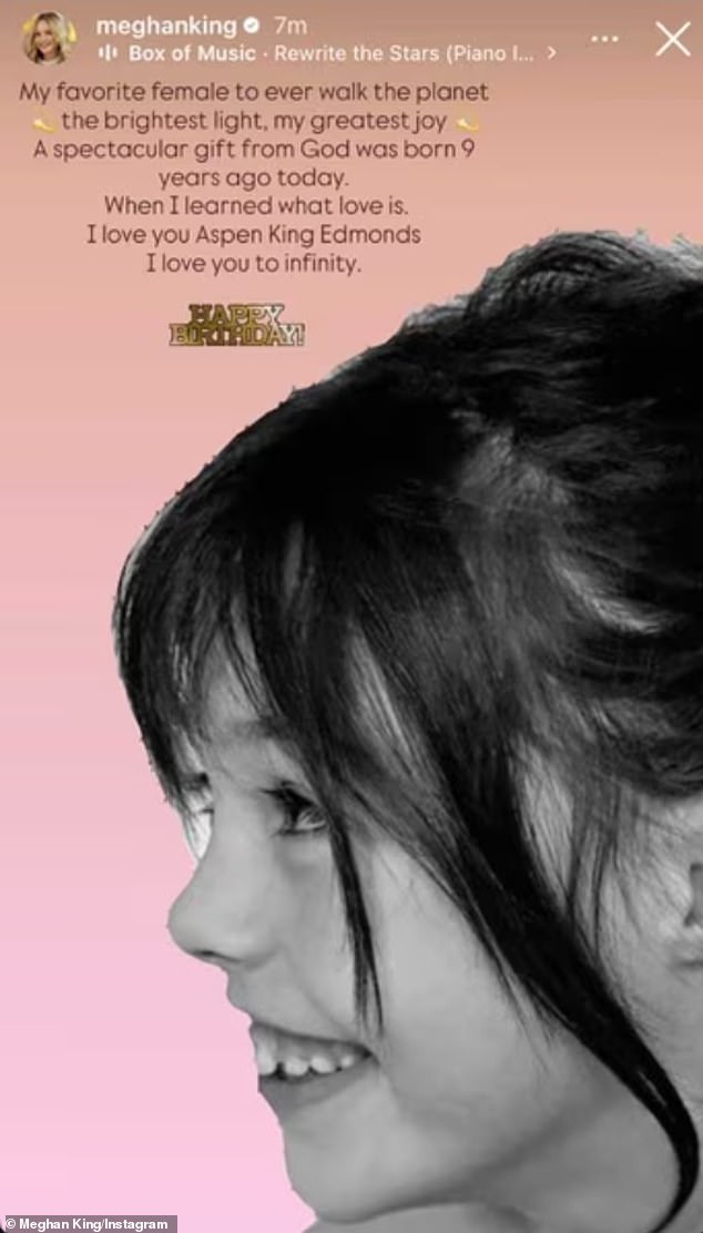 من الناحية الفنية، صادف عيد ميلاد أسبن يوم 24 نوفمبر، لذلك حرص كينغ في ذلك اليوم على تكريم Instastory: 