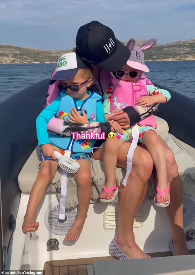 في يوم عيد الشكر، استخدمت المغولية Instagram للتعبير عن امتنانها لعائلتها من خلال مشاركة منشور فيديو مونتاج يضم لحظات مع أحبائها