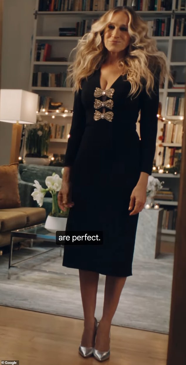 كما قامت نجمة The Sex And The City بتصوير مشهد للإعلان التجاري داخل ما يبدو أنه منزلها الفخم في مدينة نيويورك الذي تبلغ قيمته 34.5 مليون دولار.