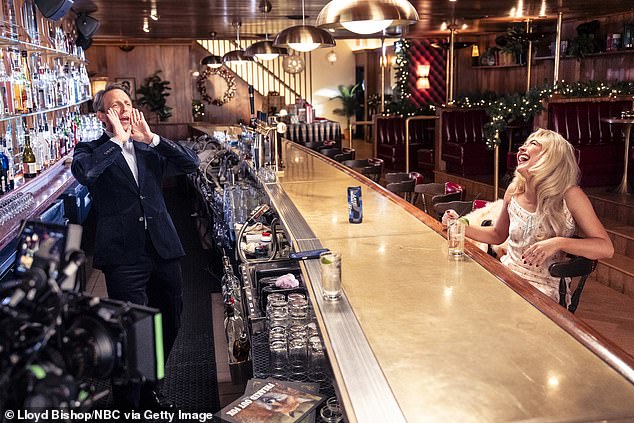 وبدلاً من تناول قهوة الإسبريسو مارتيني، جربوا البيرة وشاي لونج آيلاند المثلج في وعاء أحمر - والذي يتضمن الفودكا والجين والروم والتيكيلا - وBuzzBallz وEggo Brunch In Jar Liqueur