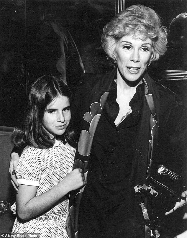 جوان وميليسا في حفل لجمع التبرعات في مدينة نيويورك في السبعينيات