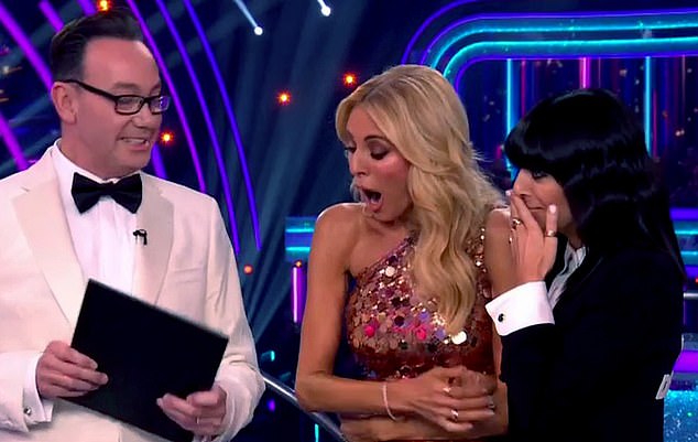 وقد أصيب الثنائي بالصدمة بعد أن فوجئا برسالة من الملكة كاميلا نفسها، والتي قرأها القاضي كريج ريفيل هوروود.