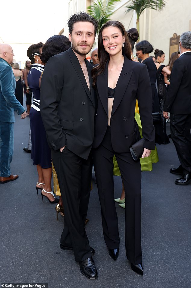 يأتي ذلك بعد أن كشفت صحيفة ديلي ميل حصريًا كيف ستقضي بروكلين عيد الميلاد هذا مع زوجته نيكولا وعائلتها في ميامي، فلوريدا