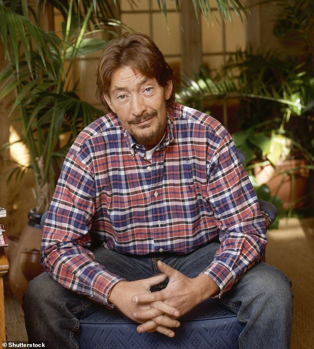 عانى كريس من مخاوف صحية كبيرة خلال حياته المهنية عندما تم تشخيص إصابته بسرطان البنكرياس في سن 33 عامًا