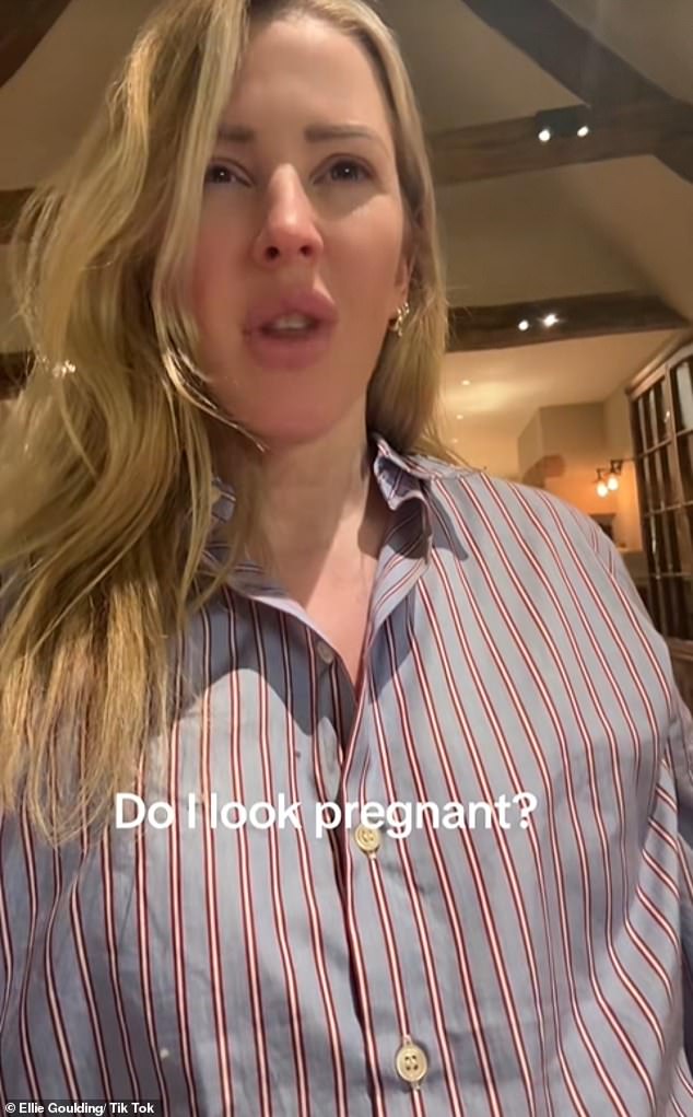 قامت إيلي، التي تشارك بالفعل ابنها آرثر، البالغ من العمر خمسة أعوام مع زوجها السابق كاسبار جوبلينج، بتحميل الفيديو الجديد الممتع إلى متابعيها البالغ عددهم 1.8 مليون