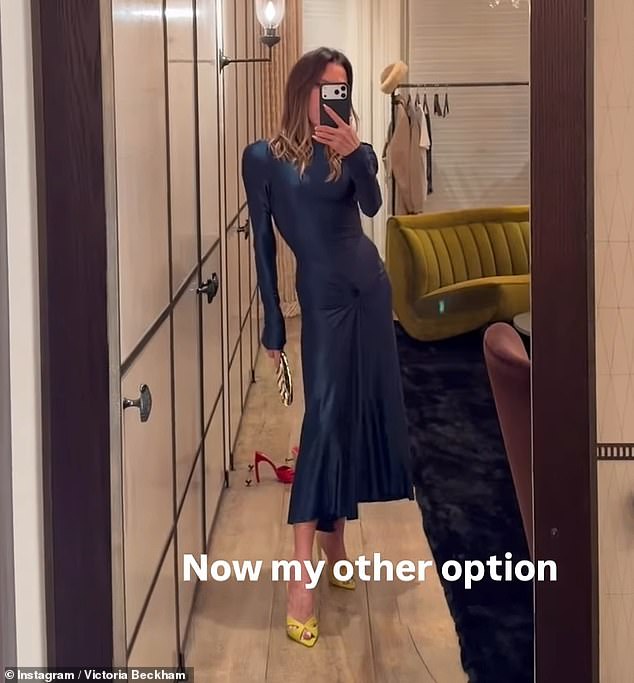 تجاهلت فيكتوريا بكل سهولة الضجة المحيطة بالحظر لتجرب فساتين من مجموعتها الخاصة، وشاركت مع متابعيها أنها كانت تناقش أي واحد ستختار