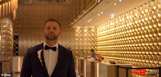 يقدم المقطع الدعائي الذي يبلغ طوله دقيقة واحدة للجماهير العديد من أعضاء فريق التمثيل الرئيسيين من سلسلة 2026