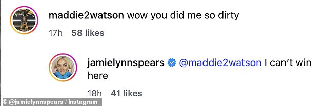 وسلطت طالبة المدرسة الثانوية الضوء على خطأ الهدية، وعلقت تحت منشور والدتها، 