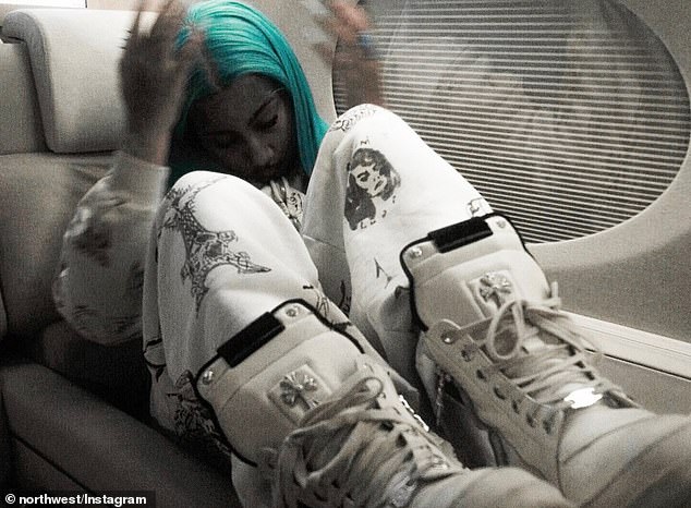 بعد تقديم ملفها الشخصي قبل أقل من أسبوع، حققت الطفلة نيبو بالفعل 833000 متابع