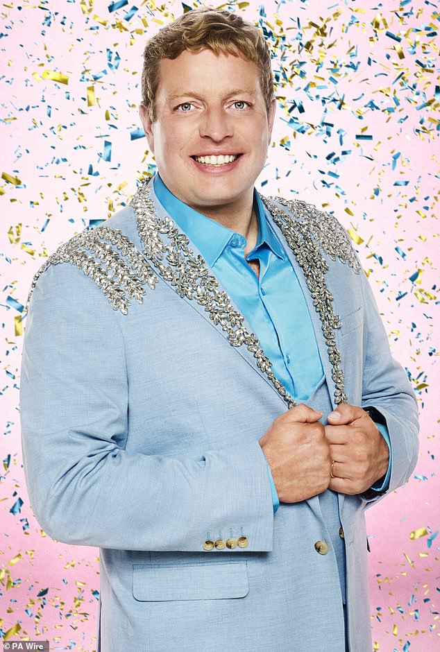 أرسلت عشيقة توماس سكينر، إيمي لوسي أورورك، إلى كاتي وابلًا من الرسائل المسيئة.