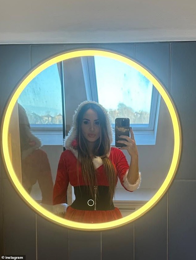 في مساء يوم السبت، توجهت لورين إلى إنستغرام لمشاركة لقطات من يوم عيد الميلاد مع أطفالها